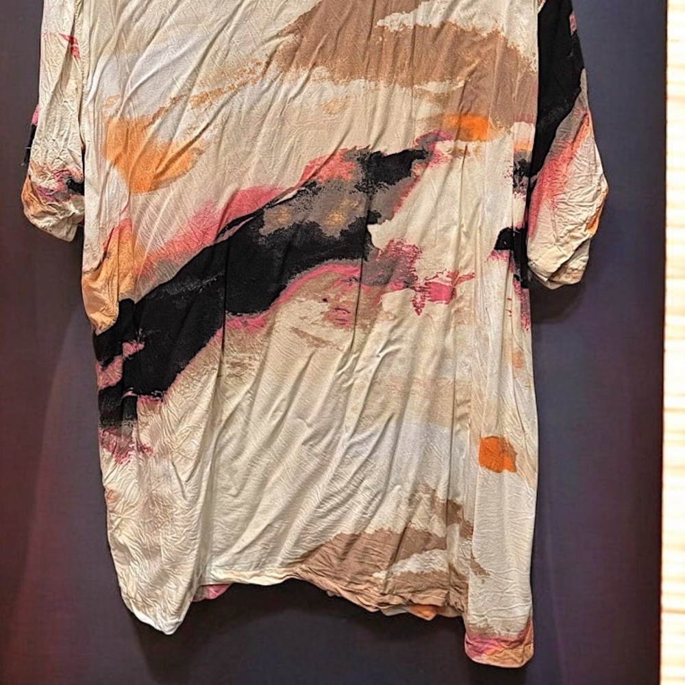 No Boundaries Men's Artistic Button Down Shirt - Cream, Black, Pink, Orange 2XL - Picture 6 of 6